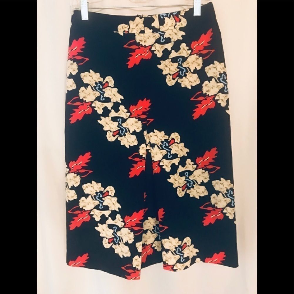 Topshop floral skirt with front pleat